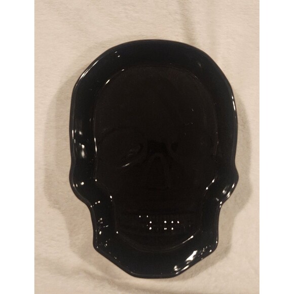 Halloween ZB Zrike Skull Skeleton Dish Baking Cake Pan 400 Degree Decor Ceramic - Picture 1 of 5
